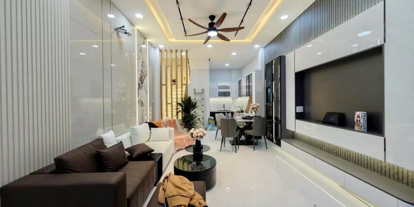 BÁN NHÀ QUẬN 10 – SIÊU PHẨM LUNG LINH – NHÀ XINH ĐÓN TẾT