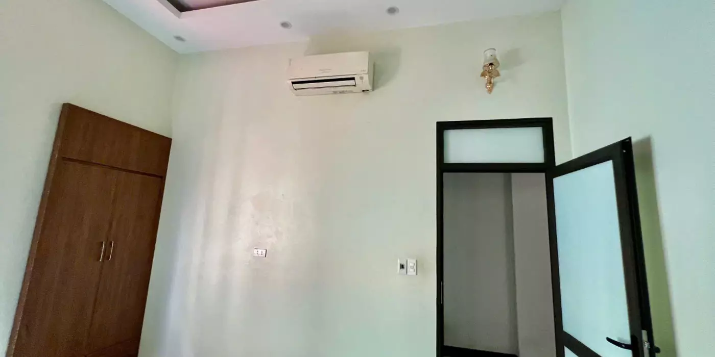 Bán đất đấu giá tổ 3, Chi Đông, Mê Linh, HN. Tặng nhà cấp 4 kinh doanh. DT 100m, giá 5,8 tỷ.