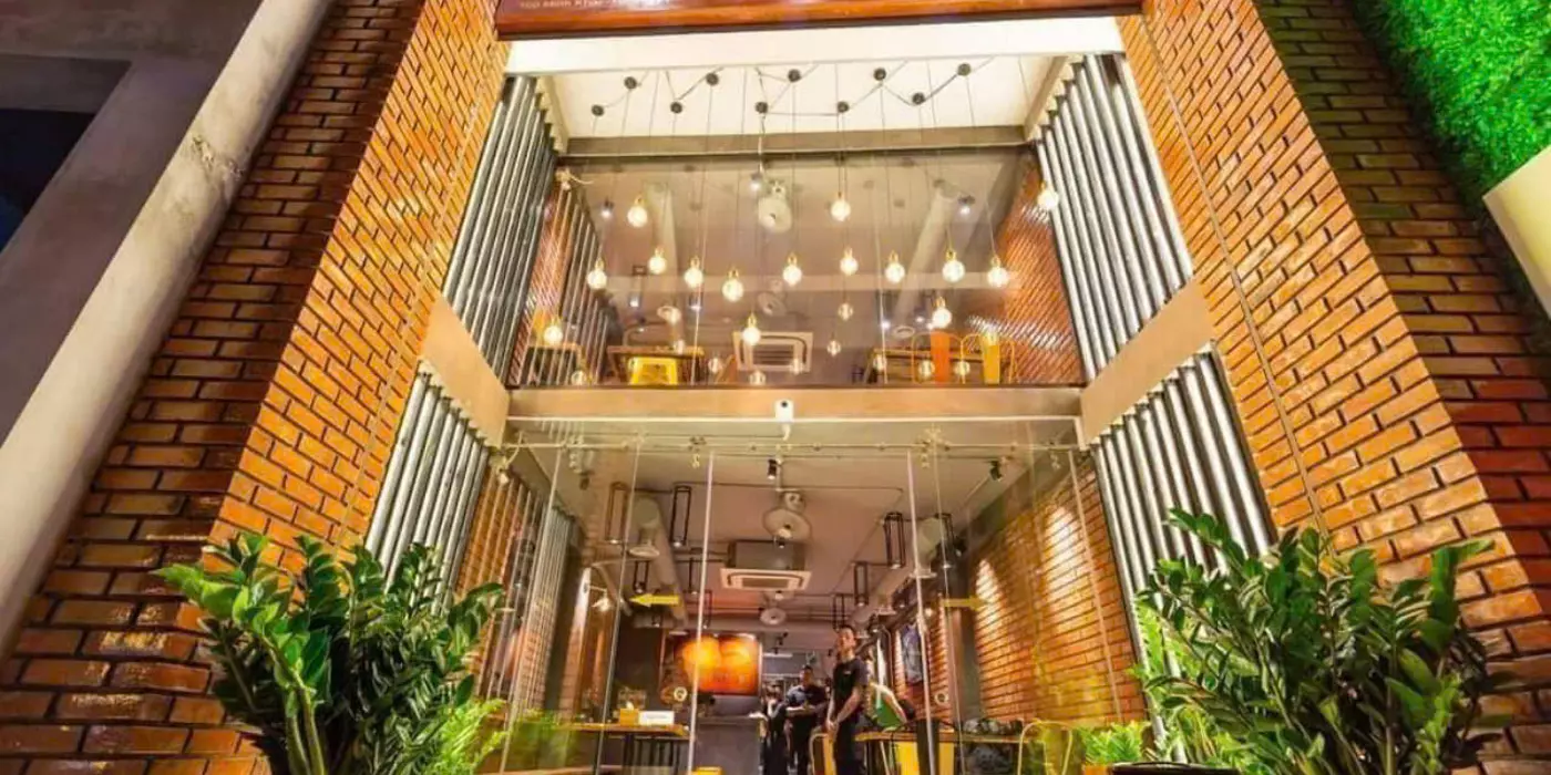 Cho thuê mặt bằng kinh doanh phố Thái Hà, MT 5.5m, Phù hợp KD hàng ăn, cafe, vị trí đẹp, để xe rộng