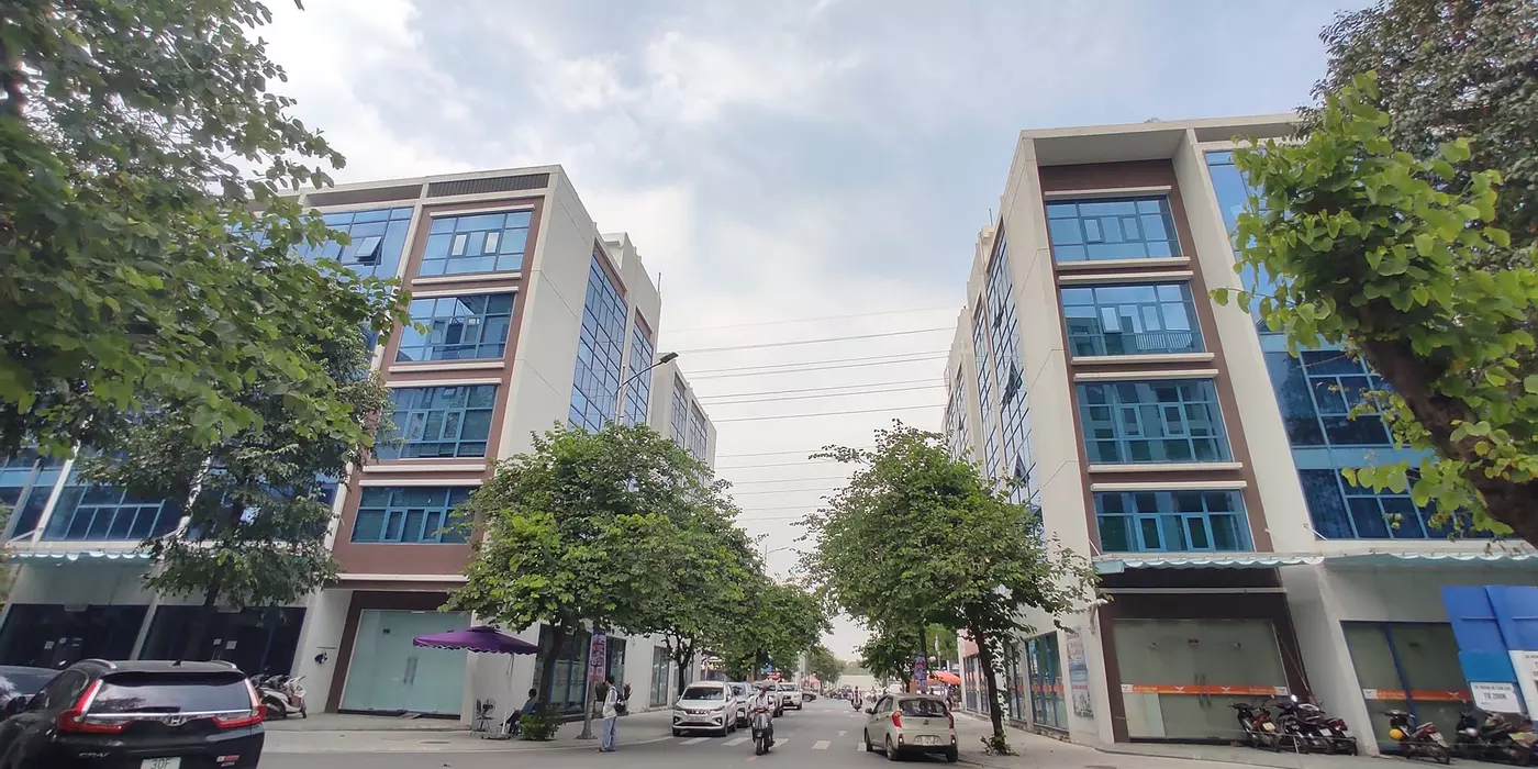 HÀNG HIẾM - GALAXY VẠN PHÚC - VỈA HÈ 6M - KINH DOANH SẦM UẤT 25.99 TỶ