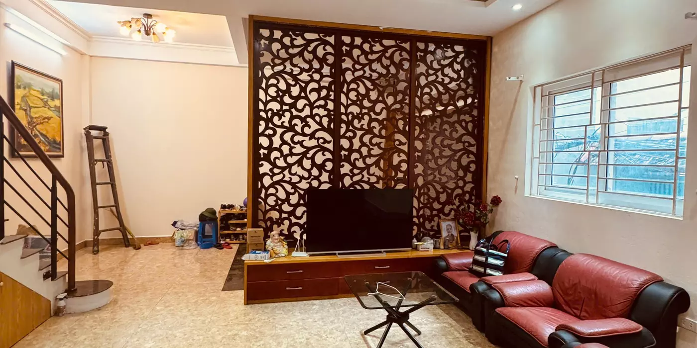 HÀNG HIẾM - BÁN NHÀ NGỌC LÂM - LONG BIÊN - DÂN XÂY -  MẶT TIỀN RỘNG  - 3 BƯỚC RA PHỐ - DT 58m x 4