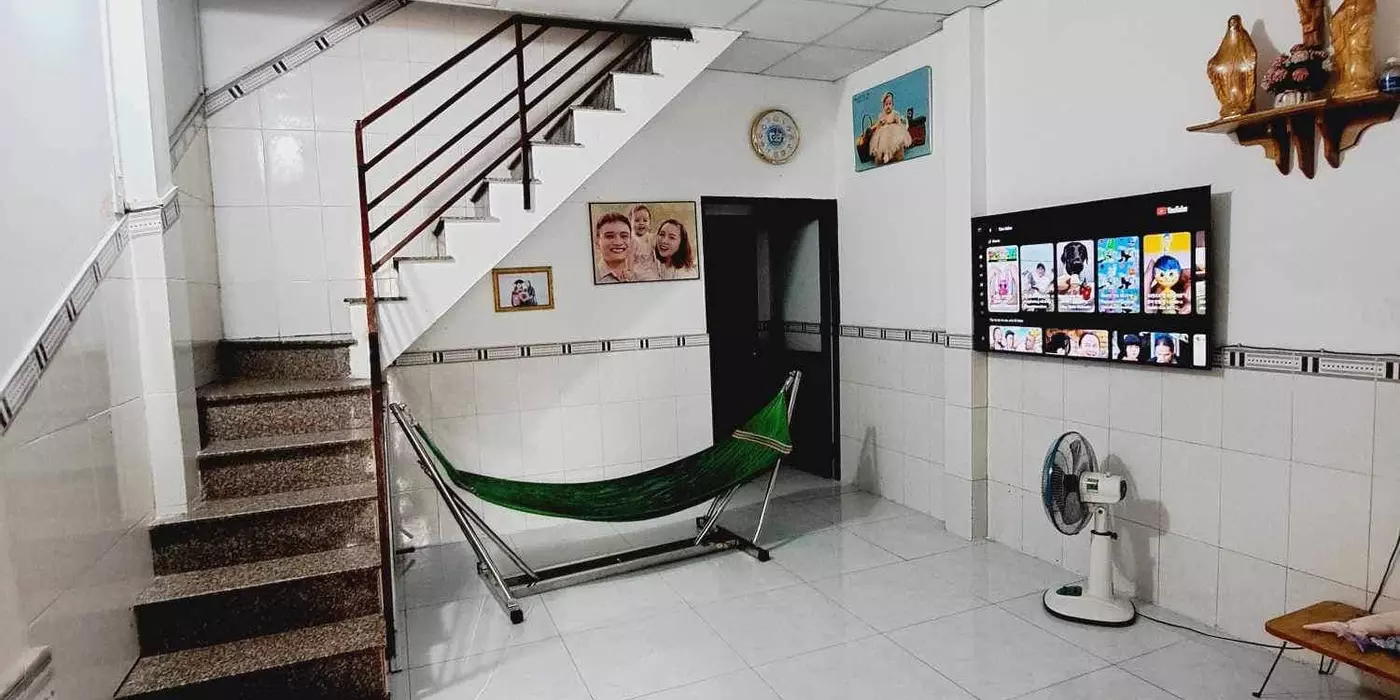 NHÀ KẾ CHỢ BÌNH THÀNH - 40M2, 2 TẦNG ĐÚC - SHR, KHÔNG QH - CHỈ 2.75 TỶ.
