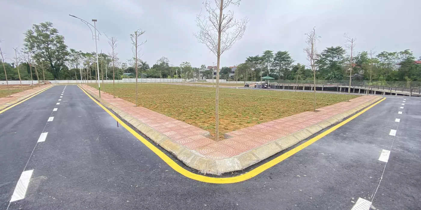 đất phân lô bán nền chính chủ , trắc địa phong thuỷ đẹp