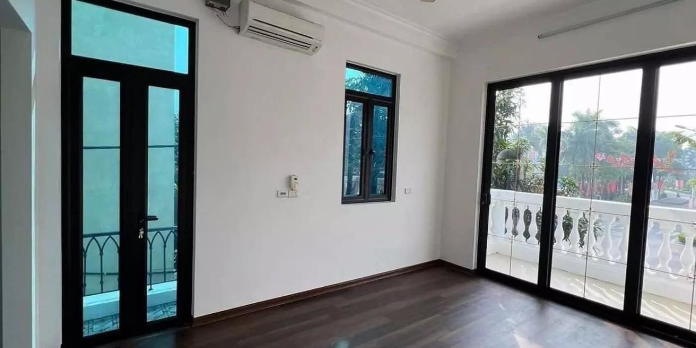 BÁN NHÀ PHÂN LÔ, VỈA HÈ, THANH LIỆT- THANH TRÌ, 82 M2,  MT 6,2 M, GIÁ 30,3 TỶ.