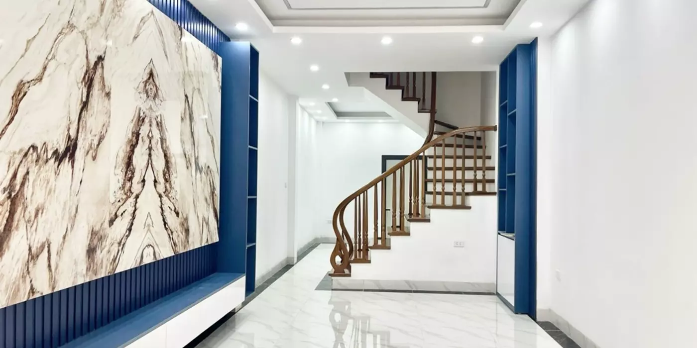 Bán nhà Thanh Xuân 7.96 tỷ, 40m2, nhà mới, ở ngay, 20m ra ô tô tránh