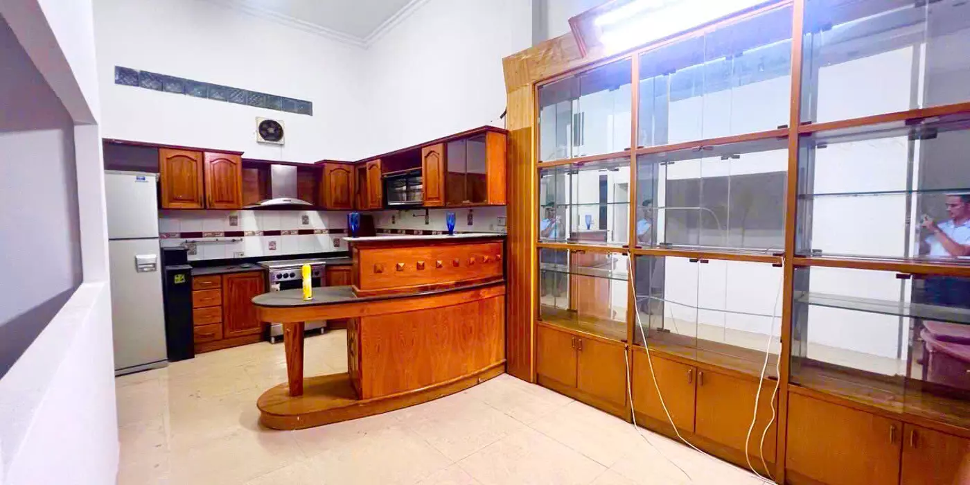 Bán nhà hẻm xe hơi tránh nhau Thành Thái Quận 10 - Tiềm năng kinh doanh - Chỉ 25.5 tỷ
