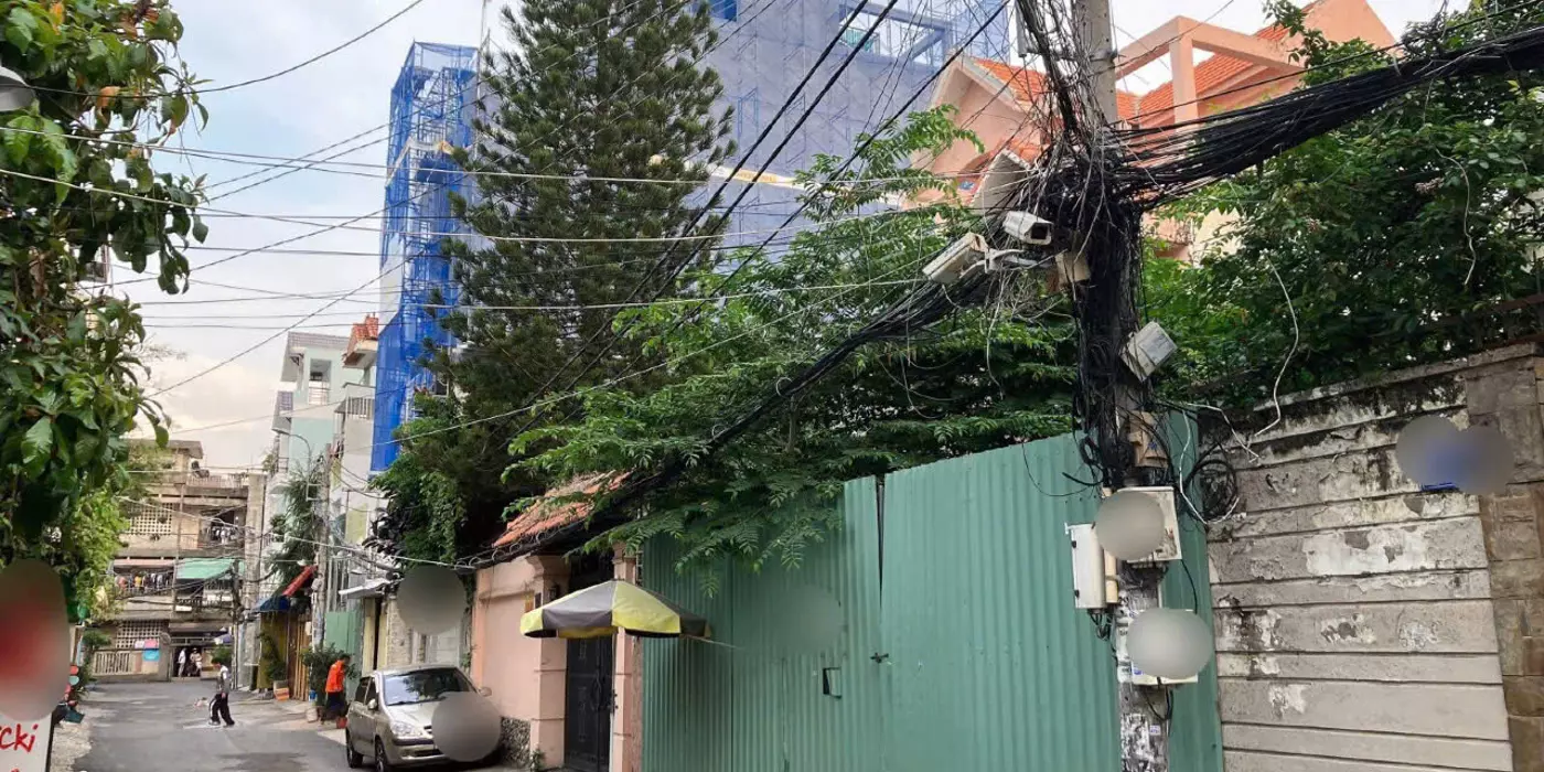 Bán đất hẻm 8m, phù hợp xây CHDV, cho phép xây 6 tầng, dt 84,2m2 Lê Quang Định 11.x tỷ