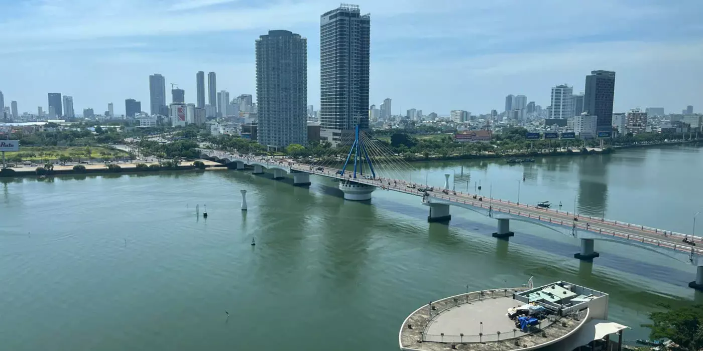 CHO THUÊ CĂN GÓC HILTON 5 PHÒNG NGỦ VIEW SÔNG HÀN - GIÁ 35 TRIỆU / THÁNG.