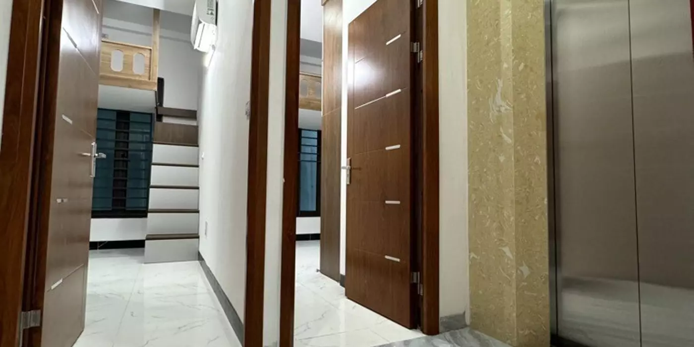 Bán gấp CCMN Bùi Xương Trạch, 11.5 tỷ, 60m2x6T, full đồ, thang máy, dòng tiền cao