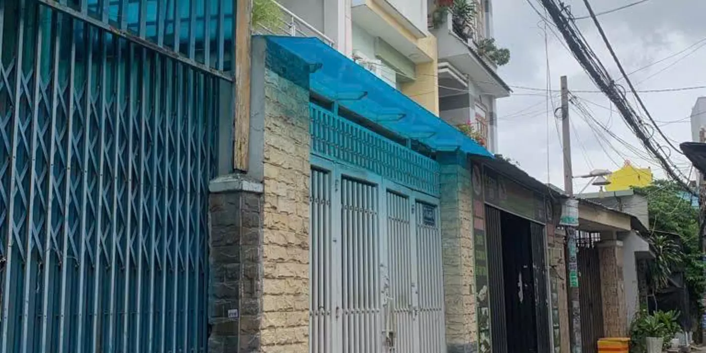 Nhà 2 tầng đường PHAN VĂN HỚN, phường TÂN THỚI NHẤT, Q12, dt 80m2 (4,3mx19m). Hẻm ôtô Giá 4,55Tỷ