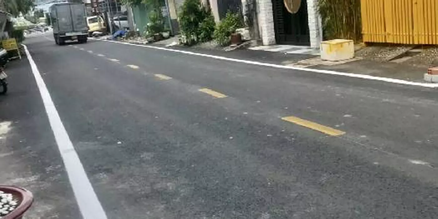 Mặt tiền đường nhựa 8m xe hơi thông 300 Nguyễn Văn Linh, Bình Thuận Quận 7, nhà 2 tầng 64m2 chỉ