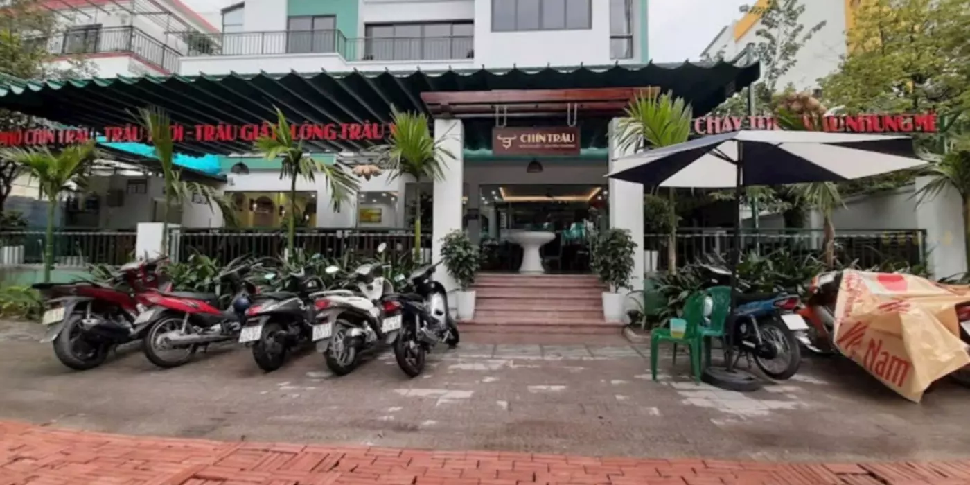 Cho thuê mặt bằng kinh doanh Duy Tân 150m2 x1T MT 10m vị trí siêu đẹp kinh doanh mọi mô hình