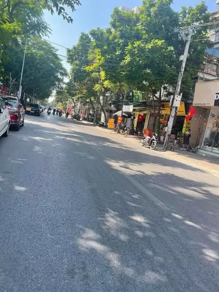 BÁN NHÀ PHÂN LÔ 5 TẦNG ĐẸP ĐÓN TẾT Ở TRUNG TÂM HÀ ĐÔNG, THANG MÁY, NGÕ THÔNG, MẶT TIỀN 4.8M, DT