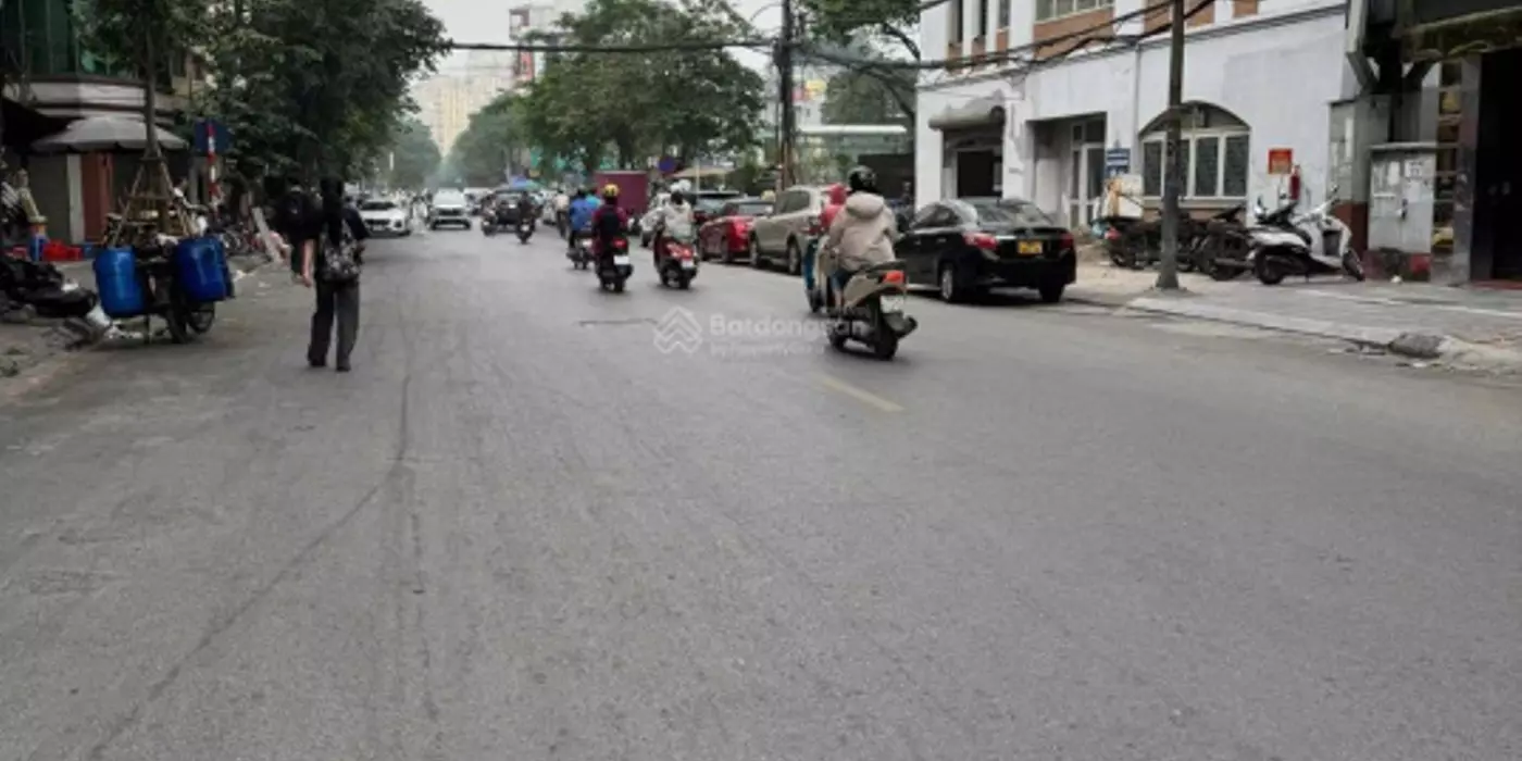 Bán nhà Nguyễn Thị Định, Cầu Giấy 32 tỷ VND, 60 m2 x 5 tầng, thang máy - Cơ hội không thể bỏ lỡ
