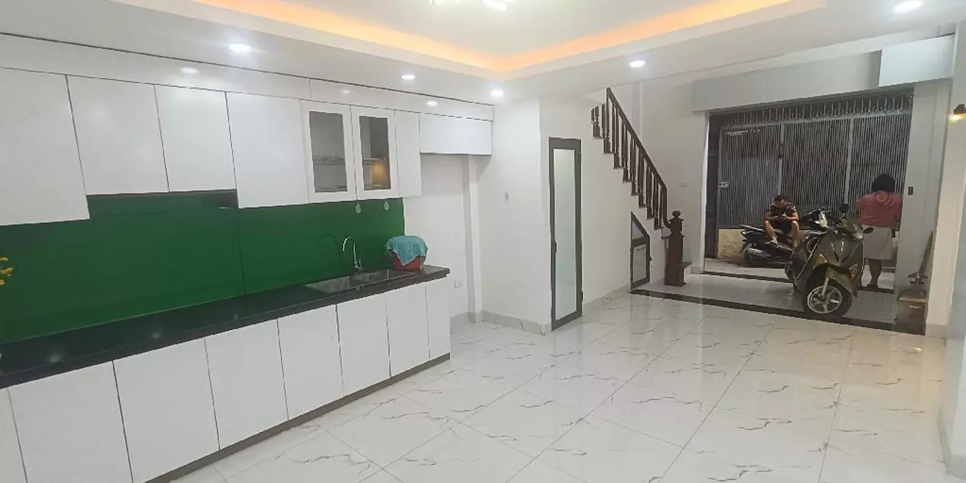 Bán nhà Thanh Xuân ngõ 1 Bùi Xương Trạch 7.65 tỷ, 38m2, MT 5m, ở ngay, gần hồ điều hòa