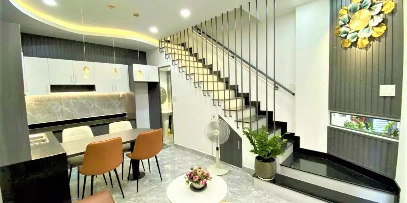 Bán nhà HXH đường 3/2 Quận 10,4x11.3m2 3 tầng chỉ 5.7 tỷ.