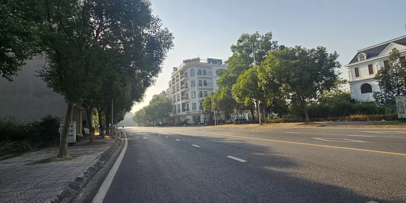 Bán Đất mặt phố Đường Lý Nam Đế, KĐT Nam Đầm Vạc, giá ưu đãi chỉ nhỉnh 6 tỷ, DT 124 m2 x 6m mặt
