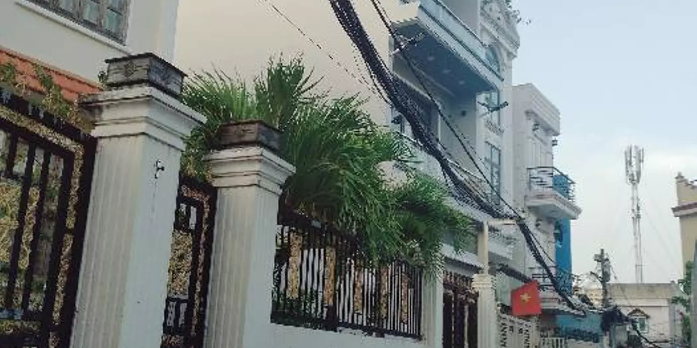 Lô góc 100.5m2, 4 tầng hẻm xe hơi 2463, ngang 4x15m cách 30m ra mặt tiền Huỳnh Tấn Phát Nhà Bè chỉ