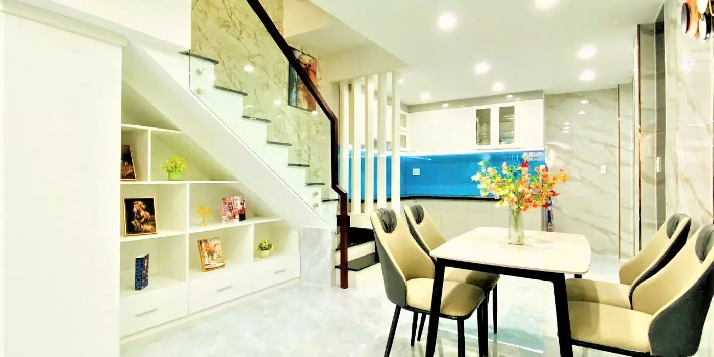 Nhà đẹp 3 tầng 49m2 HXH Cách Mạng Tháng Tám, quận 10 giá chỉ 5.5 tỷ