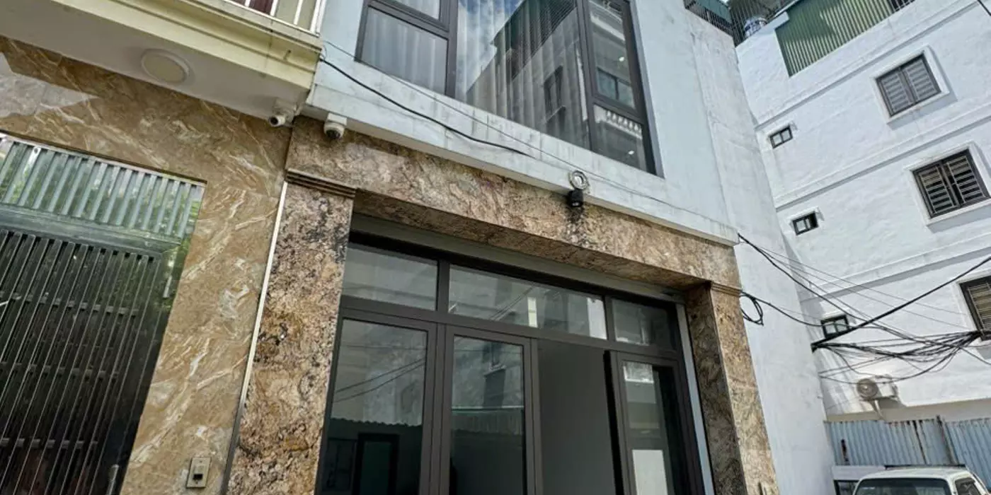 BÁN NHÀ KẺ TẠNH 33M 5 TẦNG HIỆN ĐẠI, 10M OTO TRÁNH, 4,85 TỶ