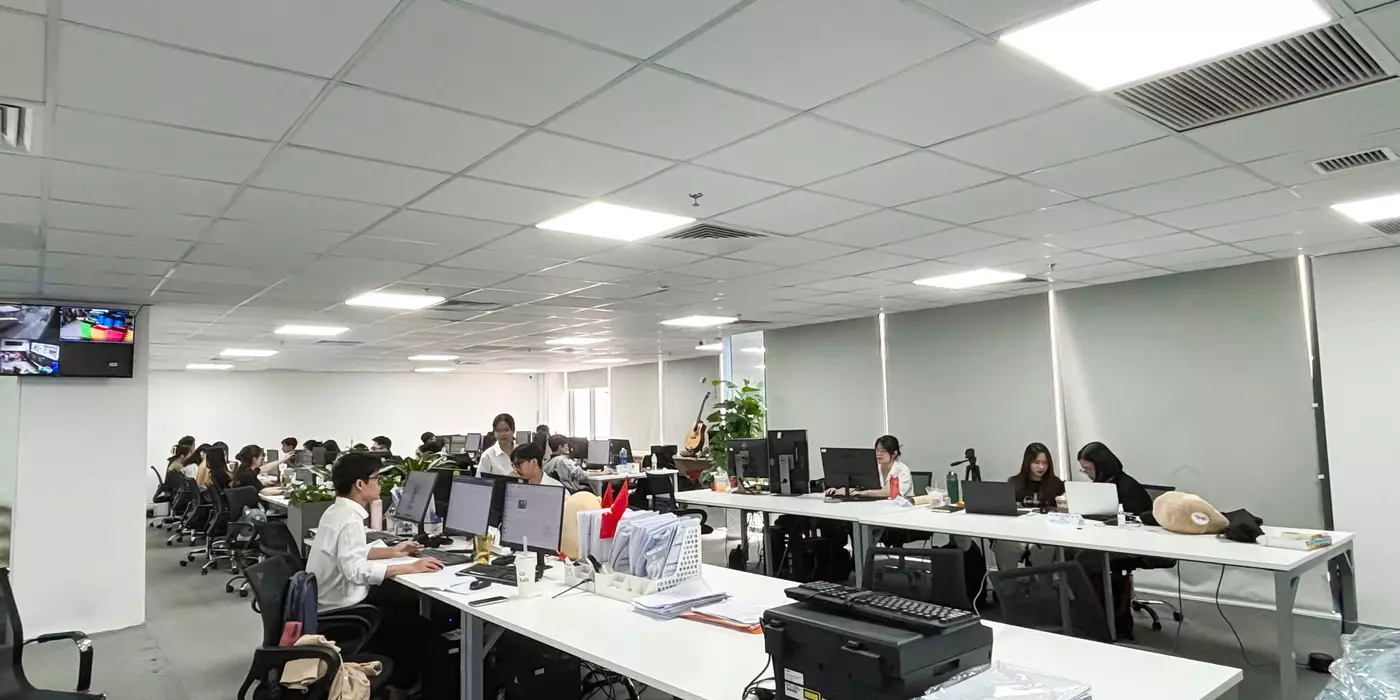 VĂN PHÒNG CHIA SẺ CHUYÊN NGHIỆP, ĐẦY ĐỦ TIỆN NGHI - DIỆN TÍCH CHO THUÊ 135m²