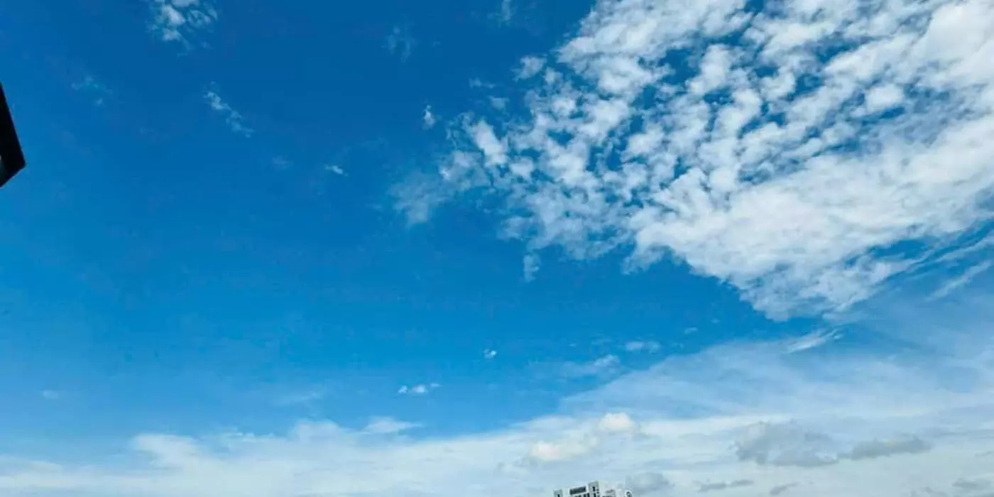 BÁN NHÀ 7 TẦNG MẶT PHỐ NGHI TÀM 126m2 VIEW  TRỌN HỒ TÂY