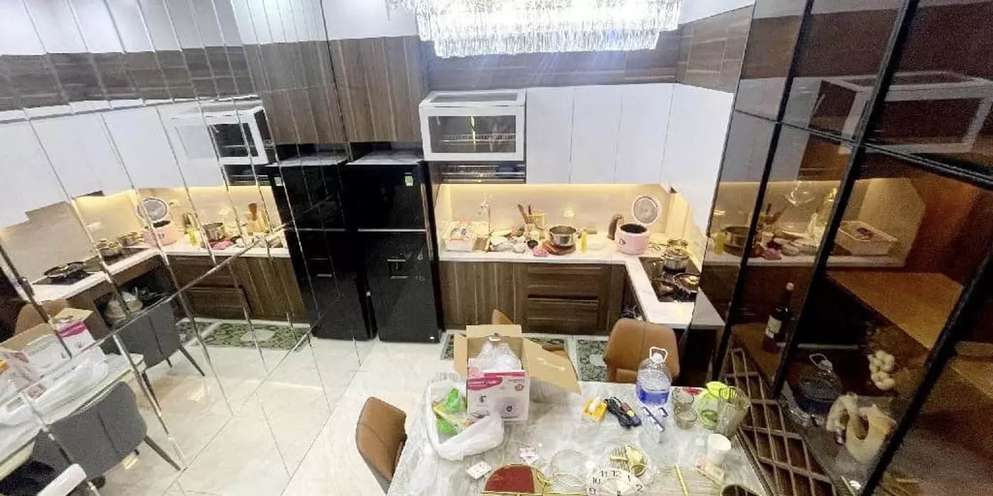 Bán căn nhà bên phố Trần Phú 50m vỉa hè hoạt động đỉnh mặt tiền rộng chỉ nhỉnh 13,3 tỷ VNĐ.