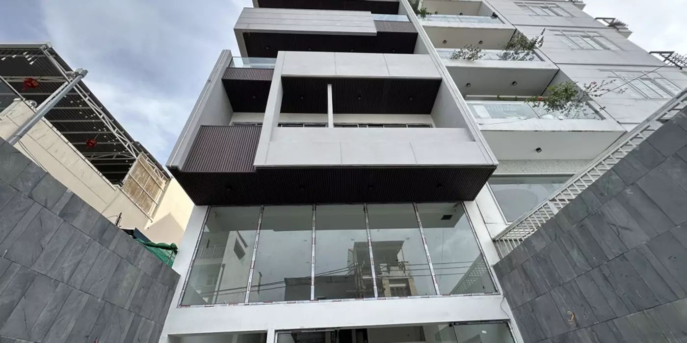 Căn hộ dịch vụ 8 tầng mới tinh 150m2, 20 phòng, đường số 17 Lâm Văn Bền, Tân Thuận tây, Quận 7,