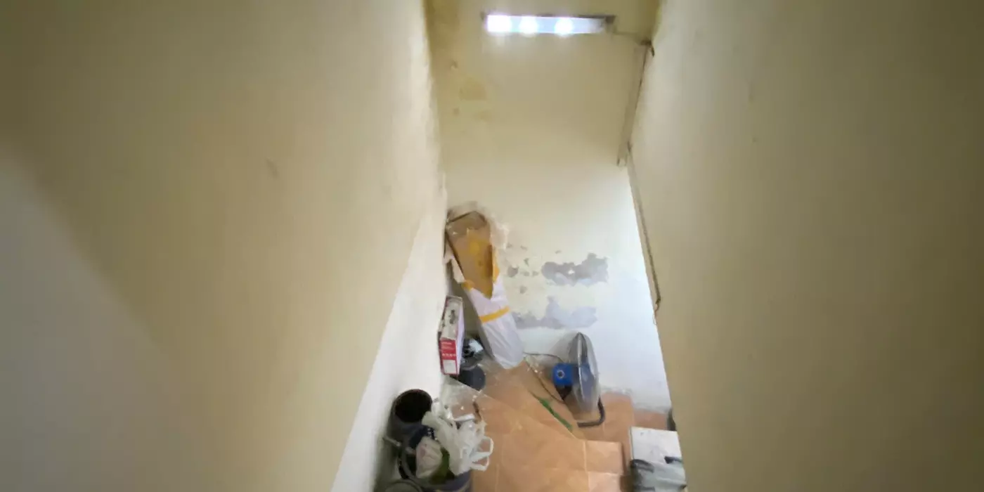 CẦN BÁN NHÀ 2T PHƯỜNG BỒ XUYÊN KINH DOANH SẦM UẤT NGÀY ĐÊM
