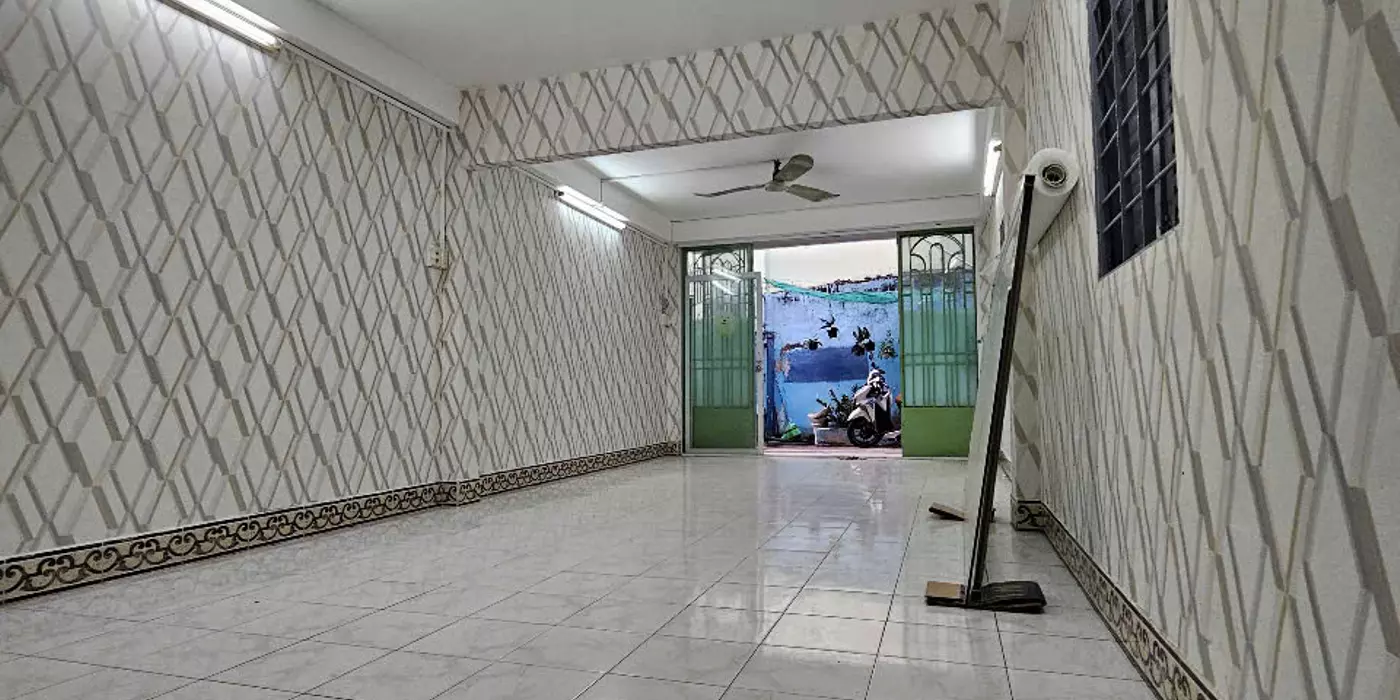 Căn góc 2 mặt tiền 
Ngang 3,6 x 12.5 m- 3 tầng hơn 4 tỷ bank cho vay hơn 3,5  tỷ Q4 GIẢM NGAY 250