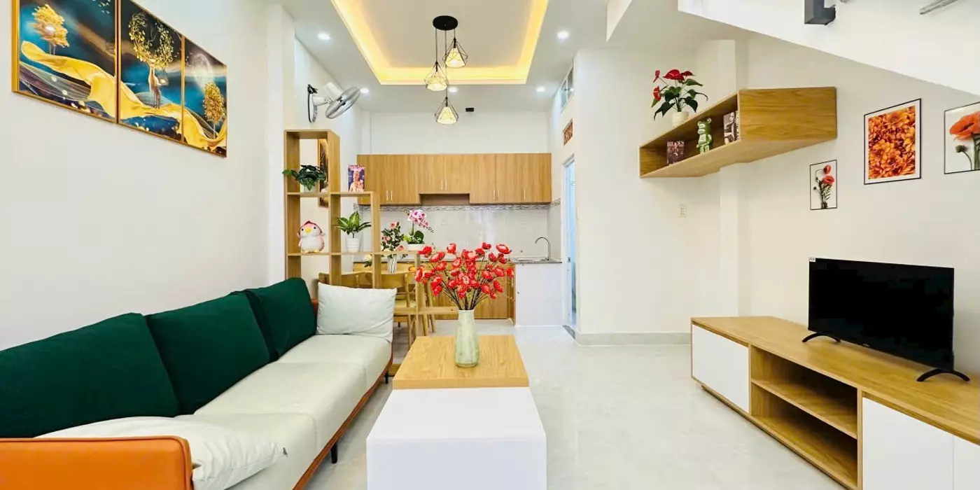 Bán nhà Lê Hồng Phong Quận 10,Hẻm Ô Tô 4x11 3 tầng chỉ 5.4 tỷ.