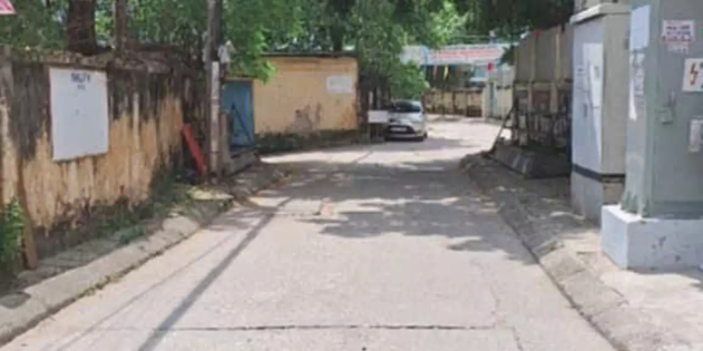 Nhà BA ĐÌNH 27m2 x Mặt Tiền to 6M, ngõ thông thoáng.