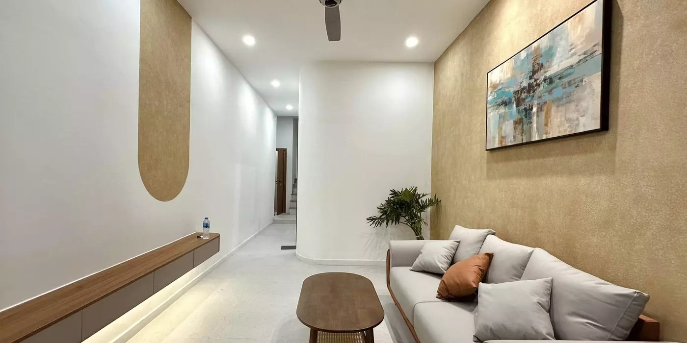 Bán Ngôi Nhà 7 tầng, 50m2, Tâm Điểm Ngô Gia Tự, Long Biên – Tiện Nghi, Hiện Đại, Giá Trị Tăng Cao