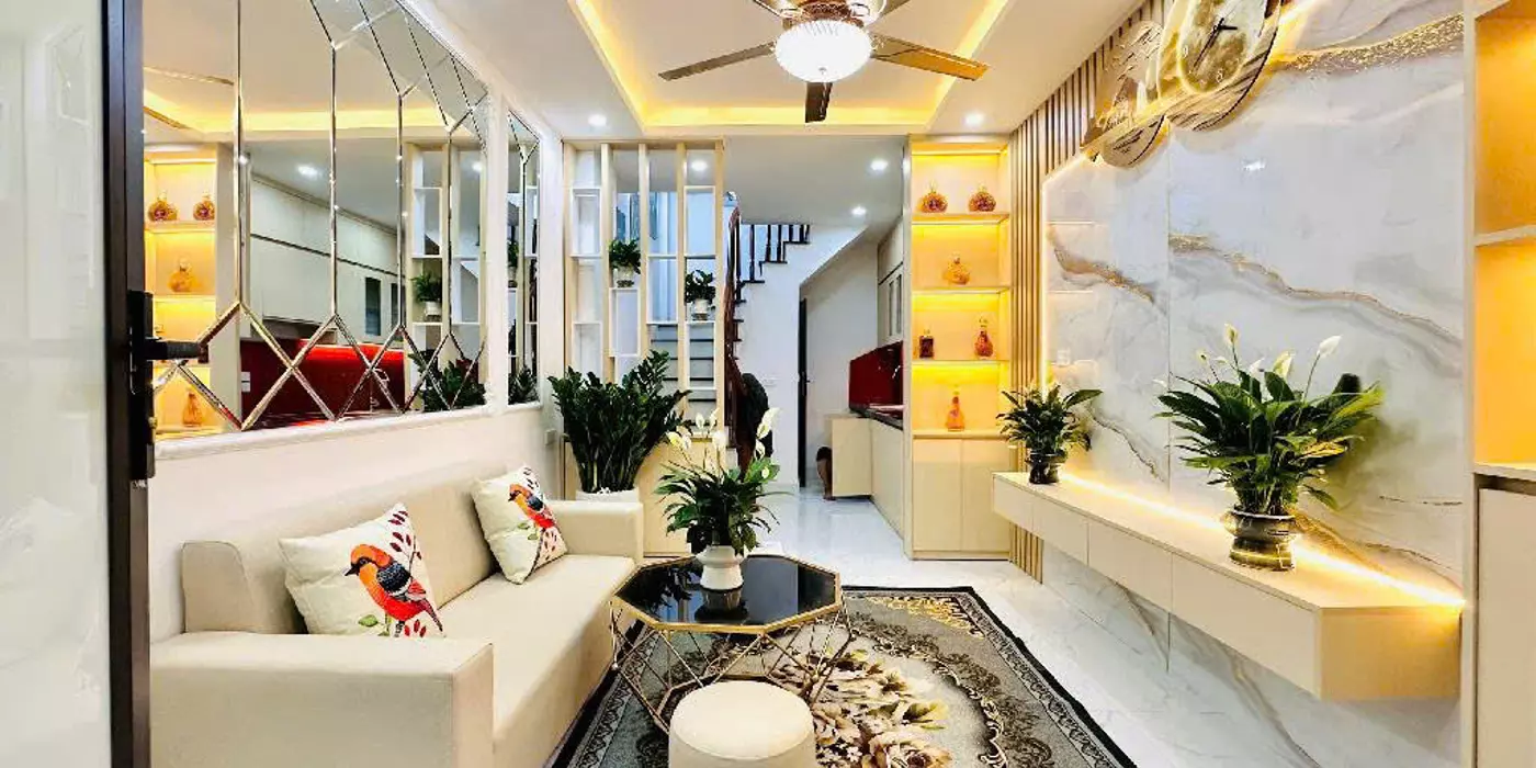 Bán nhà 25m2, 3PN, 4WC, Nguyễn Văn Linh, Sài Đồng, Long Biên - 3.5 tỷ