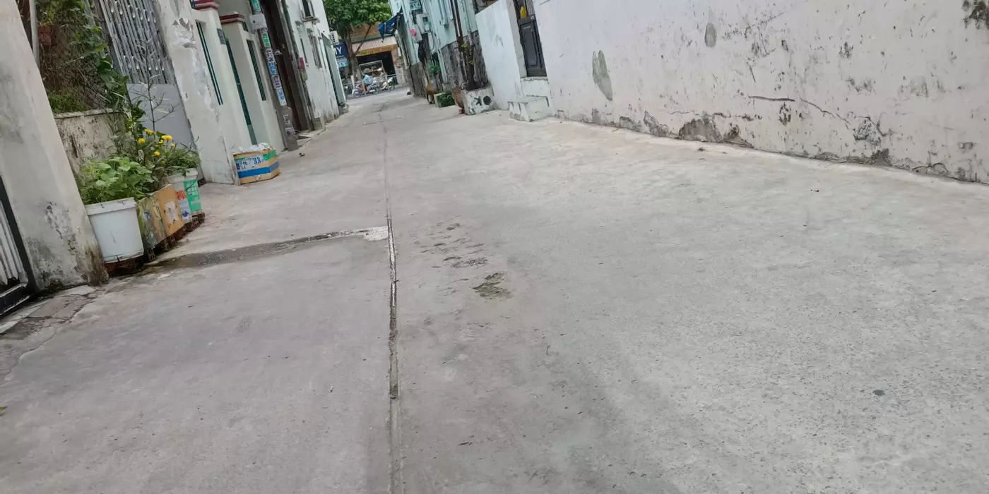 Hẻm to đường Lũy Bán Bích Tân Phú, khu kinh doanh sầm uất!