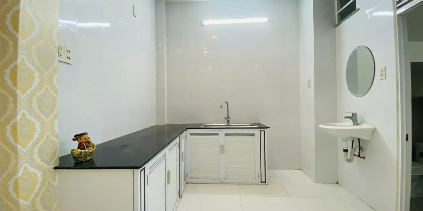 Bán Nhà 2 Tầng Hẻm Đường Nguyễn Thiện Thuật - TP Nha Trang - Khu Phố Tây