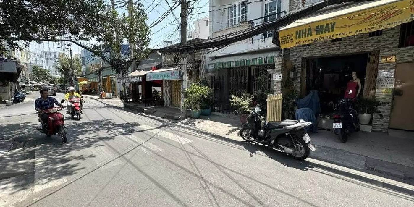 Gấp bán NHÀ MẶT TIỀN NGUYỄN QUÝ YÊM, AN LẠC, B.TÂN, 136M2( Công nhận đủ) - 10.3 TỶ