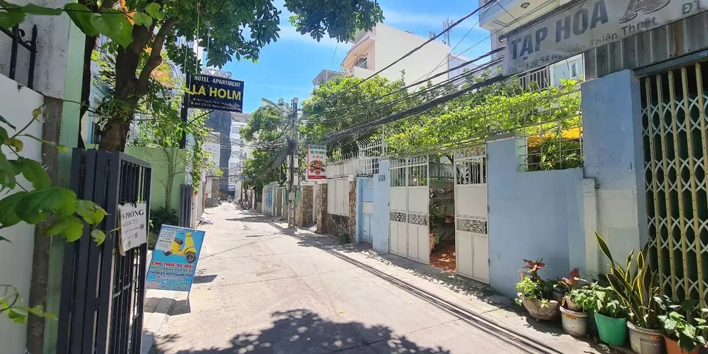 Bán 2 Căn Liền Kề Hẻm Ô Tô Nguyễn Thiện Thuật, Tân Lập, Nha Trang - Cách Biển Chỉ Vài Phút Đi Bộ