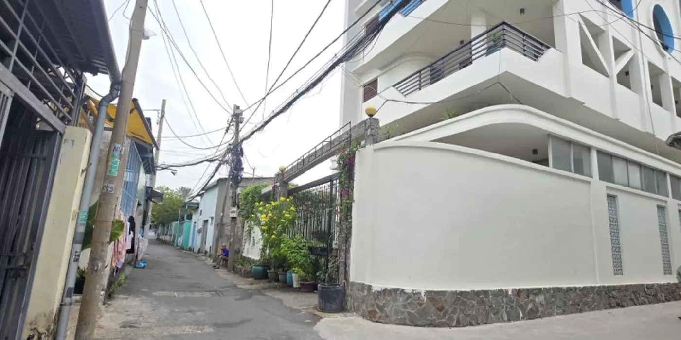 BÁN NHÀ 2 TẦNG, 252M2, NGÕ 18 LINH TRUNG, THỦ ĐỨC - GIÁ 11 TỶ - SỔ HỒNG CHÍNH CHỦ