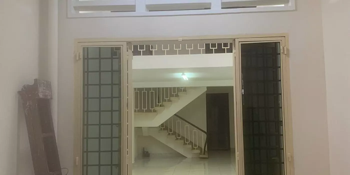 Giá SỐC cho thuê MT Lạc Long Quân Phường 8, Q.Tân Bình