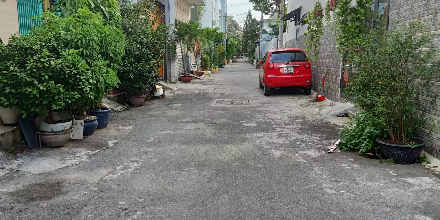 Bán nhà HXH TânKỳTânQuý, QTânPhú gần AEON 4.2 x11m2 4 tầng giá 5 tỷxx