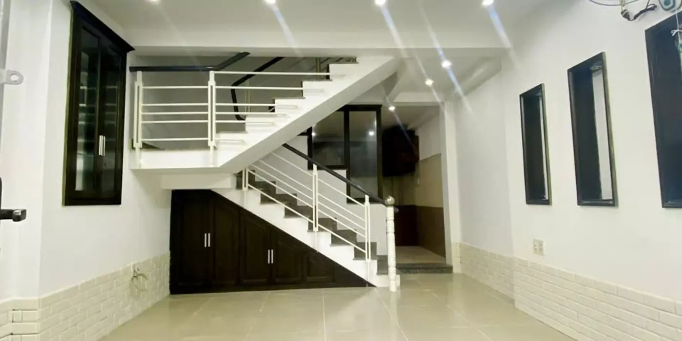 BÁN NHÀ ĐẸP 4 TẦNG_6PN_ GẦN ĐH VĂN HIẾN_ HXH_SHR_ 5TY9 CÒN TL