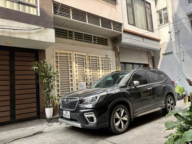 Bán nhà Vĩnh Phúc - Ba Đình 40m2 5 tầng 4 m mặt tiền Giá bán 16,5 tỷ Ba Đình LH: A Sáng 0914306064.