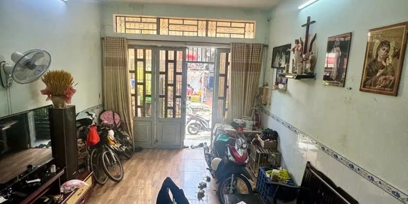 Nhà 2 tầng 1/ đường NGUYỄN ẢNH THỦ, phường HT. Q12, dt 56m2 (4mx14m) Hẻm 8m. Giá 4,5Tỷ