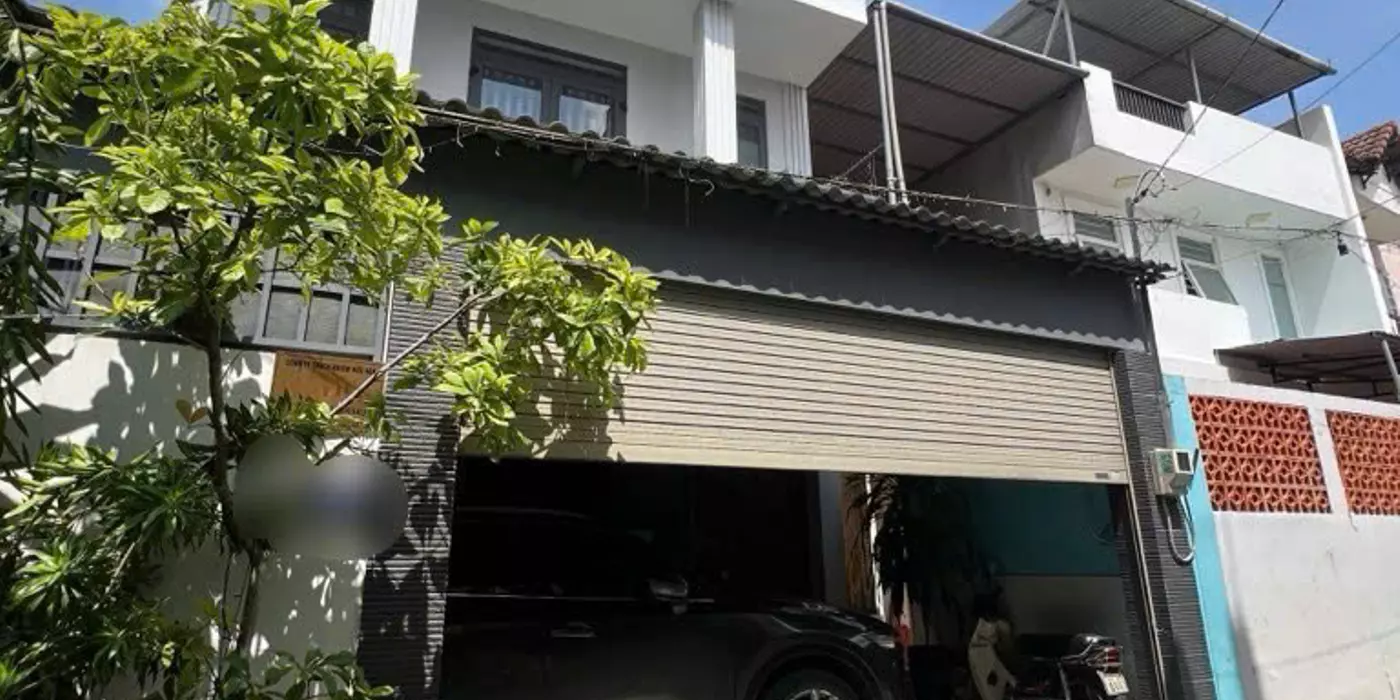 Nhà 3 tầng Lê Văn Việt, 70m2, ngang 6m, xe 7 chổ ngủ trong nhà, giá 6.99 tỷ
