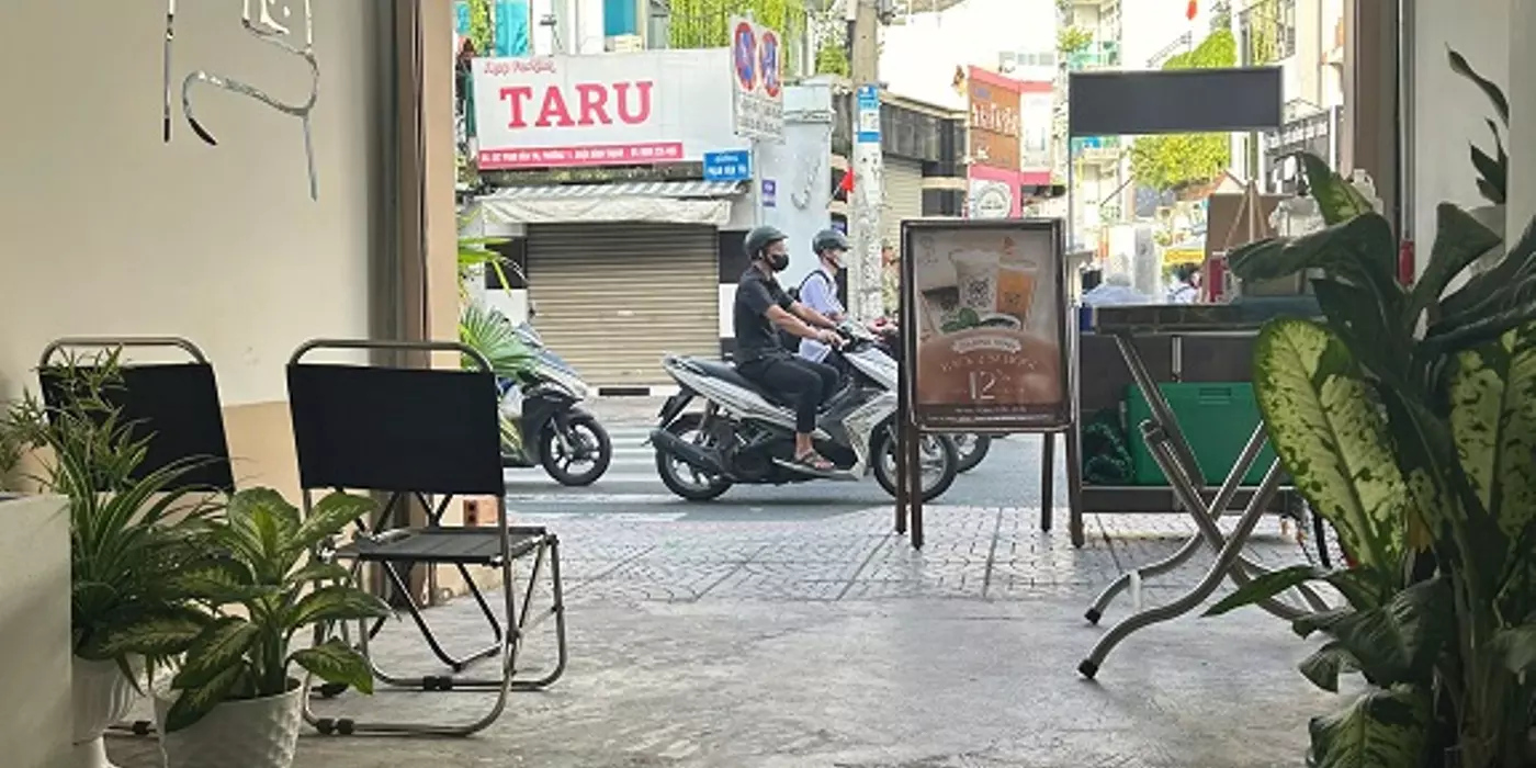 Sang quán cà phê/ trà sữa (hoặc thuê nhà nguyên căn)