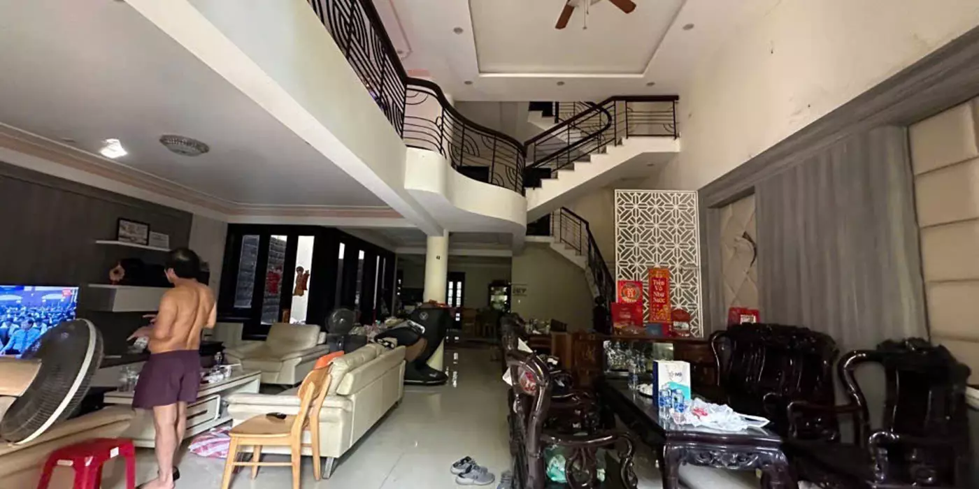 Bán gấp lô đất VIP diện tích khủng 303m2 mặt đường biển Nguyễn Tất Thành,Thuận Phước,Hải Châu,Đà