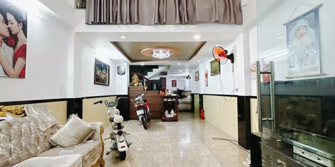 Mặt tiền kinh doanh đường số  Khánh Hội giao Tân Vĩnh HƠN 200 Triệu m Q4