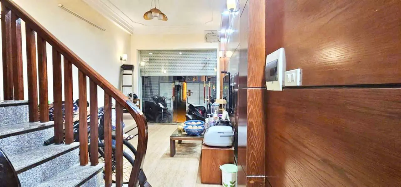 Ưng lắm! Chính chủ bán nhà dân xây Nguyễn Văn Cừ, đường rộng thoáng ô tô đỗ, 41m2, 7.35 tỷ