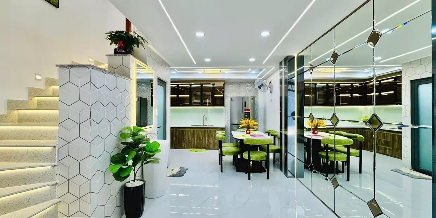 Bán nhà Ngô Quyền Quận 10 Hẻm Ô tô 1 căn ga mặt tiền chỉ 5.8 tỷ.